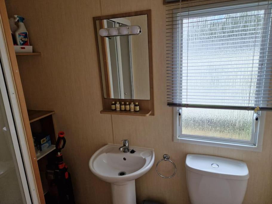 Homely 3 Bed Van @ Weymouth Bay Esterno foto